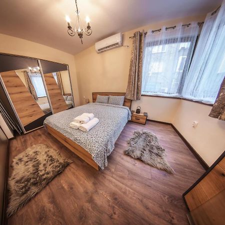 Design 1Bdr Apartment In Top Center - Free Parking Sofia Esterno foto