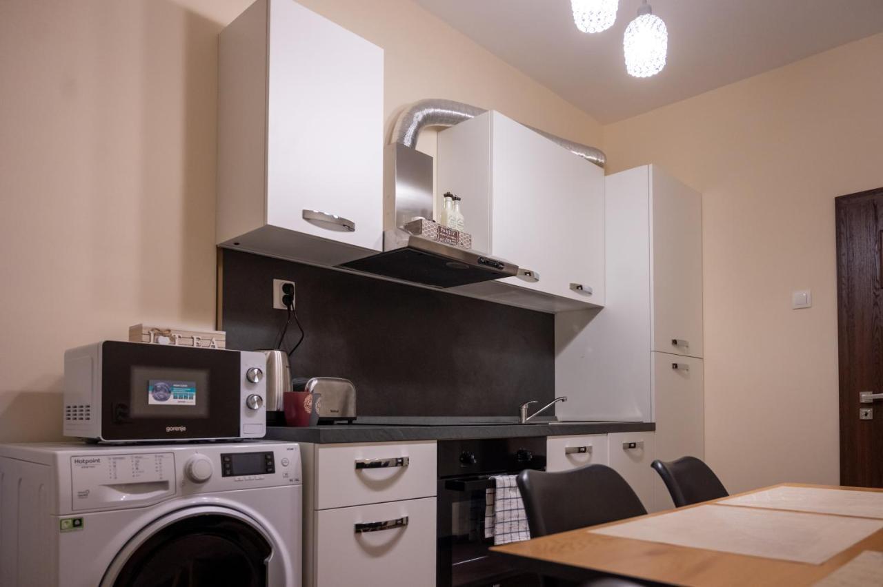 Design 1Bdr Apartment In Top Center - Free Parking Sofia Esterno foto