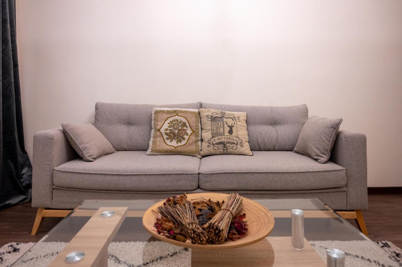 Design 1Bdr Apartment In Top Center - Free Parking Sofia Esterno foto