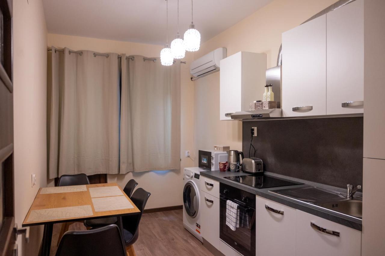 Design 1Bdr Apartment In Top Center - Free Parking Sofia Esterno foto