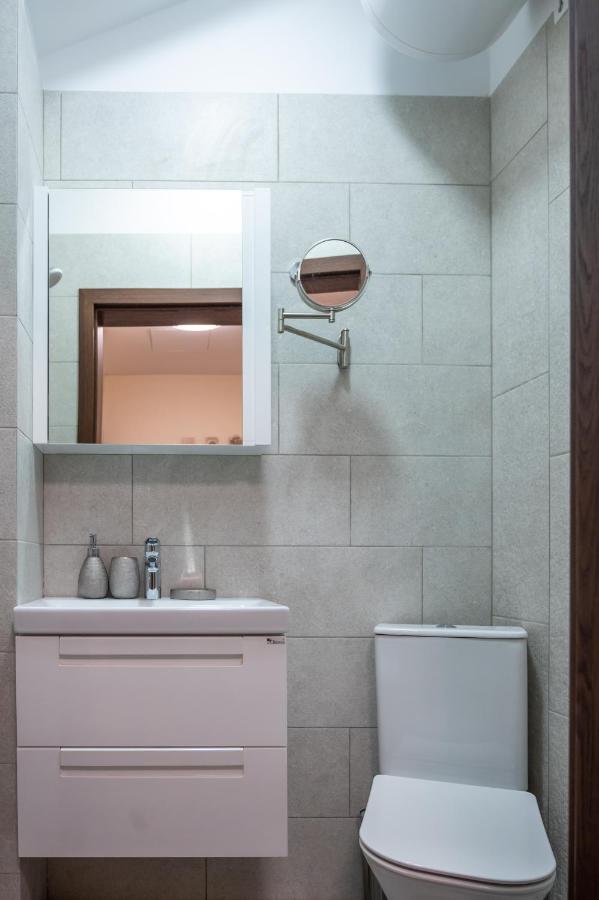 Design 1Bdr Apartment In Top Center - Free Parking Sofia Esterno foto